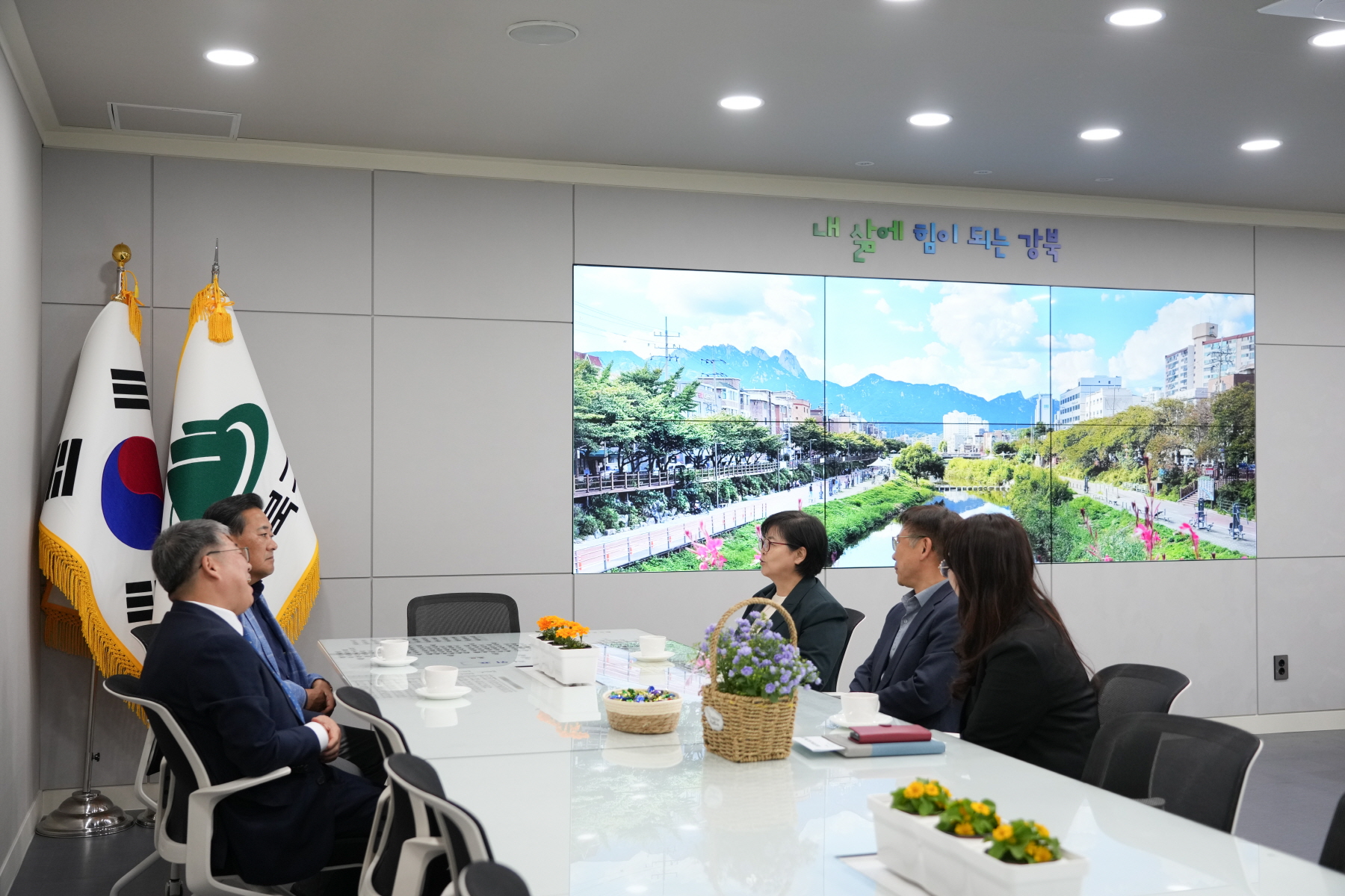 제 1회 어린이날 축제 후원금 전달식